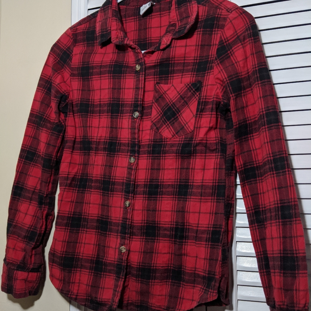 Red & Black Plaid Long Sleeve Flannel Shirt